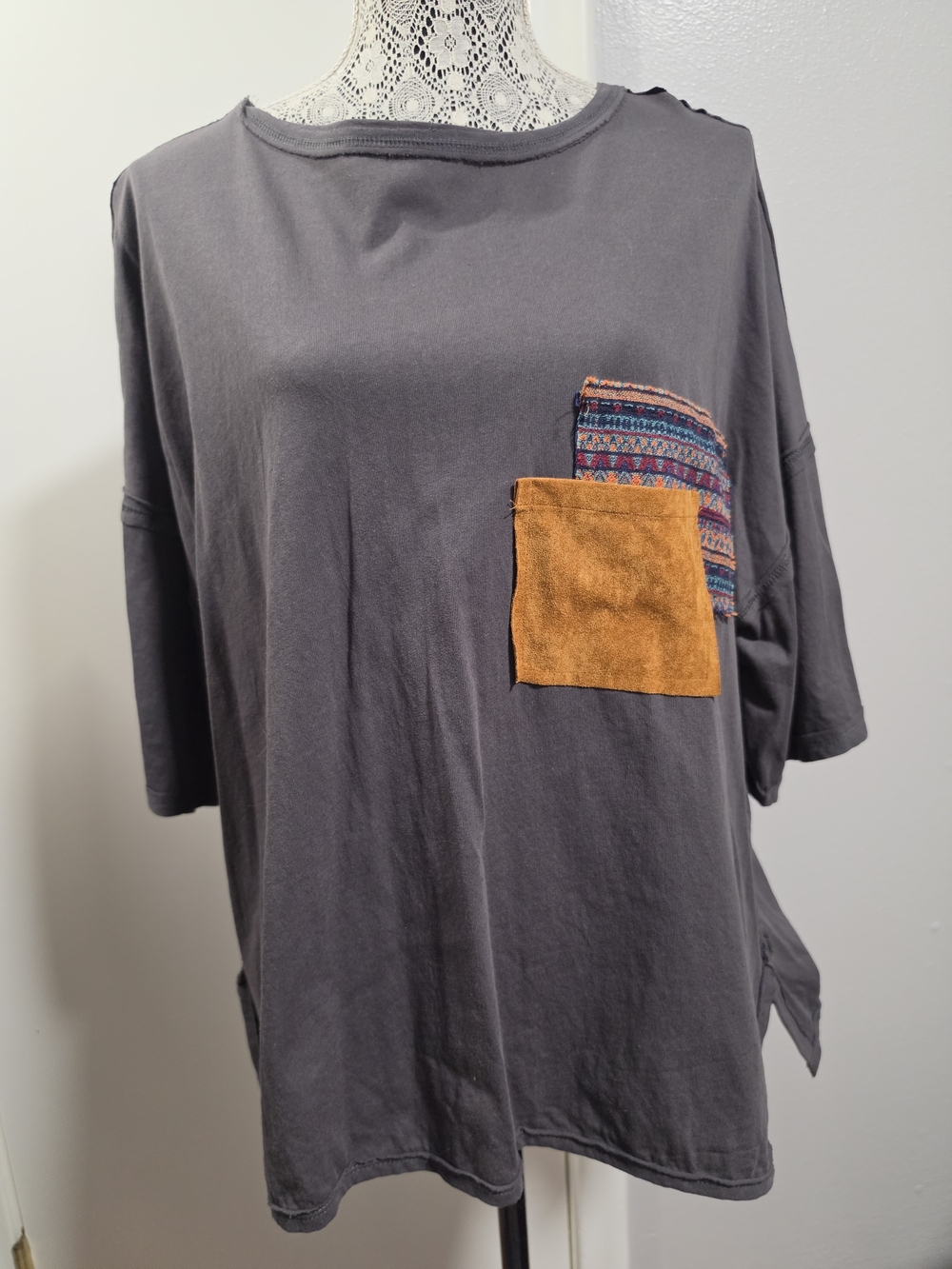 Easel L 100% Cotton Oversized Patch Pocket Boho Top